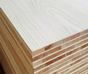 Blockboard or Plywood - Pick the Right One for Your Home